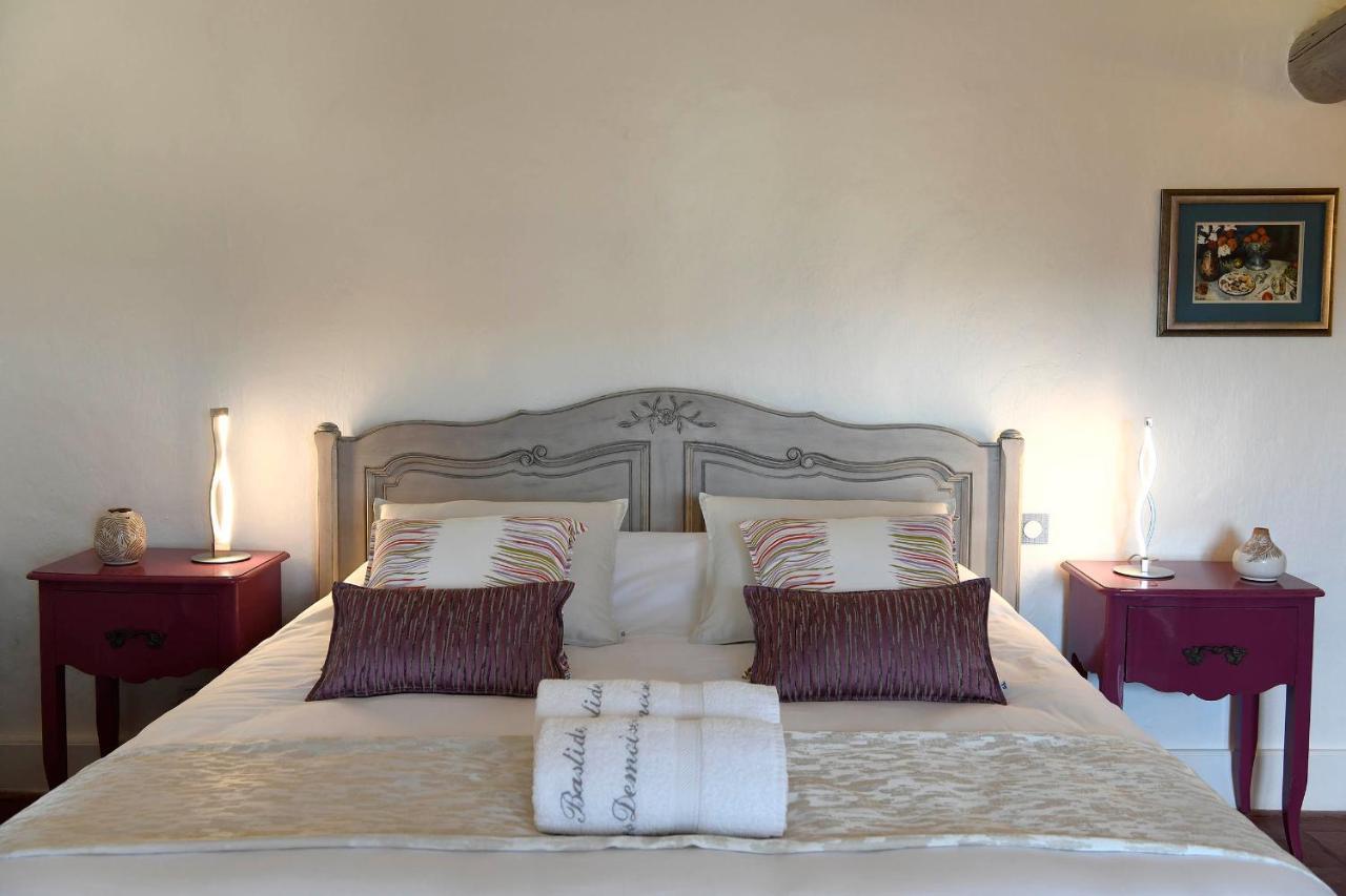 Bastide Des Demoiselles Bed & Breakfast Roussillon  Exterior photo